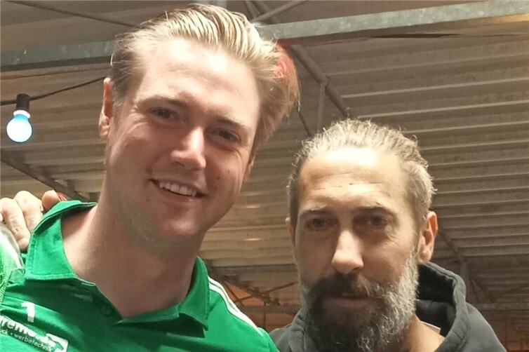 Routiniers im TuS -Spiel: Torwart Niklas Nett (re.) und John Rausch.