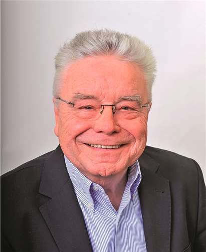 Rudi Bannert stellt sich den Fragen der Bürgerinnen und Bürger. privat