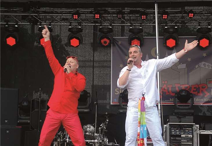 Rudi un Tünn fanden bereits zum Auftakt des Open-Air-Festivals ihre Fans.