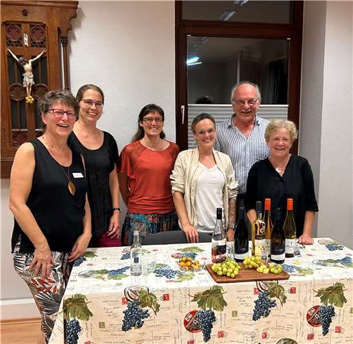 Rudolf Nickenig mit einem Teil des Team der KöB St.Remigius nach der gelungenen Veranstaltung.  Foto: privat