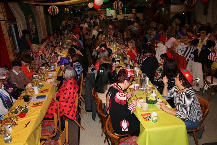 Rund 160 Frauen feierten das Jubiläum.