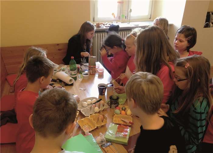 Rund 20 Kinder im Alter von vier bis 13 Jahren fanden sich in dem im Rahmen der 72-Stunden-Aktion renovierten Gruppenraum ein.privat