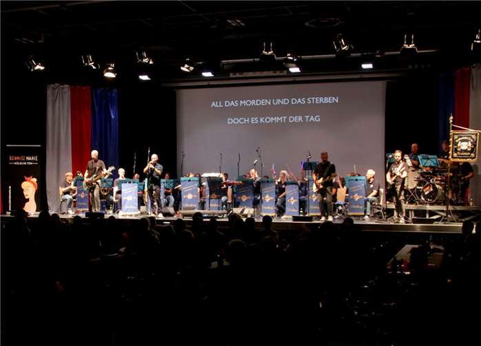 Rund 300 Besucher kamen zu dem zweistündigen „Mitmach“-Konzert.