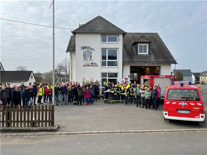 Rund 300 Personen waren insgesamt an der Suchaktion beteiligt – eine beeindruckende Zahl. Foto: privat