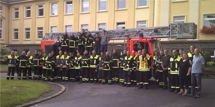 Rund 40 Einsatzkräfte nahmen an der Übung im Jugendhilfezentrum Bernardshof teil. privat