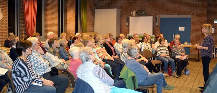 Rund 50 Gäste begaben sich in Rheinbreitbach auf eine spannende Lesereise. Foto: privat