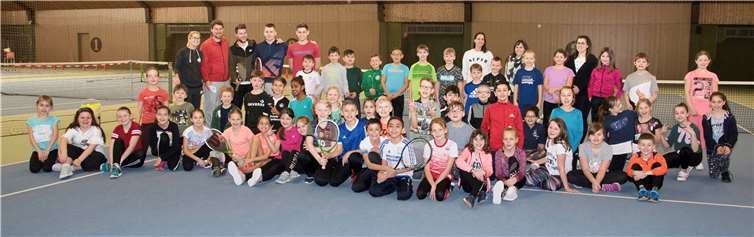 Rund 50 Kinder der 4. Klassen der Grundschule Hasenfänger erlebten einen abwechslungsreichen Sportunterricht beim Andernacher Tennisclub.Foto: H-G. Hansen