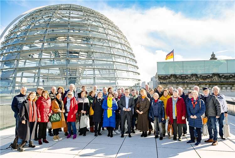 MdB Rudolph lädt Politikinteressierte aus der Region Koblenz in den Bundestag ein Rund 50 Politikinteressierte aus der Region um Koblenz waren auf Einladung des SPD-Bundestagsabgeordneten Thorsten Rudolph im Bundestag zu Gast. Foto: Bundesregierung/StadtLandMensch-Fotografie