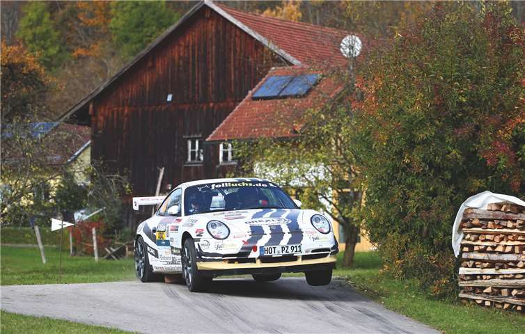 Rund 60 Fahrzeuge werden an der Ahr zu erleben sein. Foto: Sascha Dörrenbächer