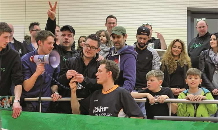 Rund 60 Fans unterstützten ihre Mannschaft aus Koblenz.