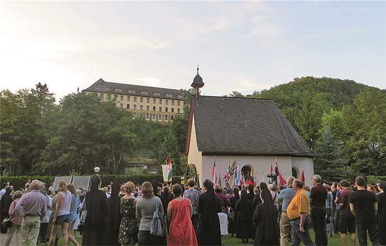 Rund um das Jubiläumsheiligtum - in Schönstatt ist immer etwas los. privat