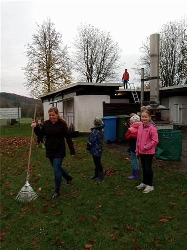 Rund um die Anlagen gab es viel zu tun. Foto: privat