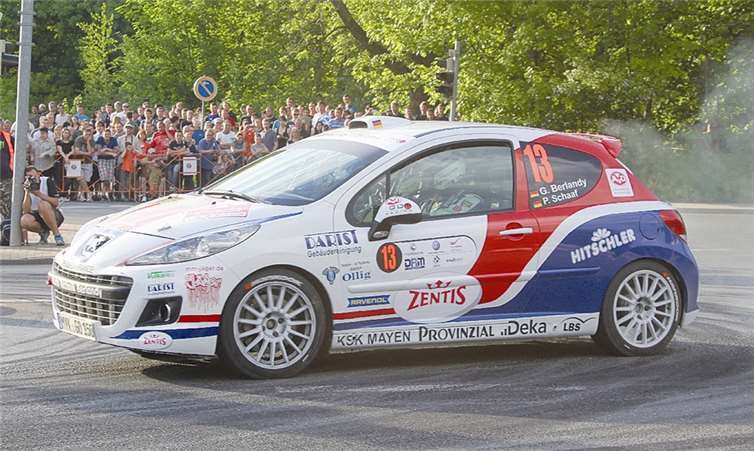Rund um die idyllische Burgenstadt Schlitz zur deutschen Rallye Meisterschaft. www.sascha-smf.de