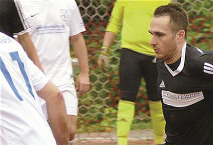 SG Spieler Torben Roos, wieder einer der Leistungsträger seiner Mann-schaft, war oft nur mit unfairen Mitteln zu bremsen.Michael Wald