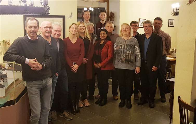 SPD-Bewerberinnen und Bewerber für die Wahl zum Verbandsgemeinderat nach der Listenaufstellung im Historischen Weinmuseum in Gondorf. Quelle: SPD Rhein-Mosel