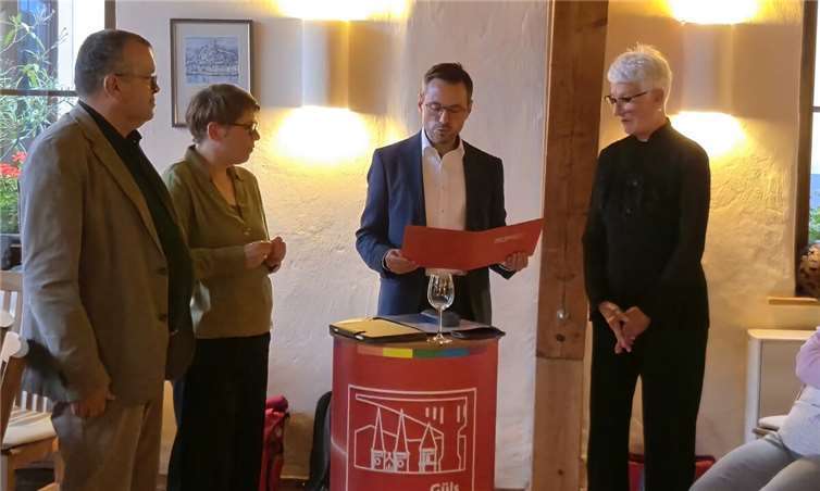 „SPD Güls hört zu“: Im Bürgerdialog mit Oberbürgermeister David Langner. Foto: SPD Güls