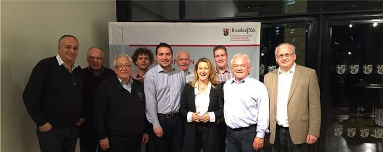 SPD Kommunalpolitiker aus dem Landkreis Cochem-Zell besuchten mit Benedikt Oster, MdL und Karl-Heinz Simon, Bürgermeister die Bevollmächtigte des Landes Rheinland-Pfalz im Bund und für Europa, Heike Raab (7. v.l.) in Berlin.Thomas Krämer