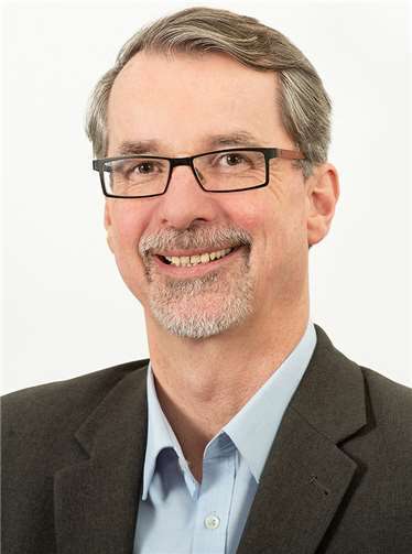 SPD-Landtagsabgeordneter Sven Lefkowitz freut sich über die gestiegenen Landesmittel zur Förderung der Ferienbetreuungsangebote.Foto: SPD