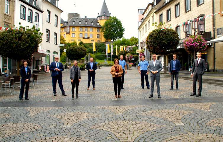 SPD Vertreter erkundigten sich bei der Polizeidirektion Mayen über die Aufgaben der Polizei. Foto: privat