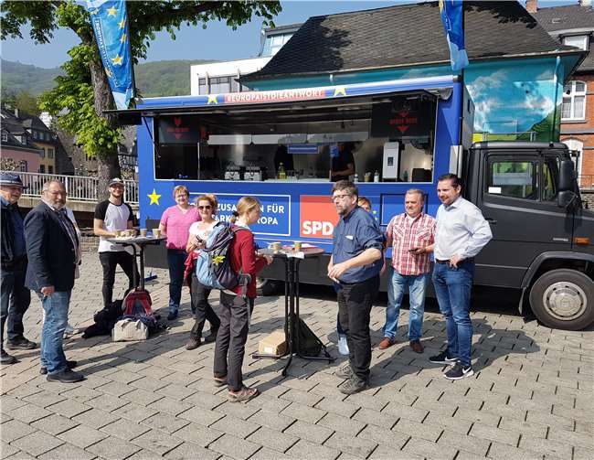SPD bei bestem Wetter und guten Gesprächen. Foto: SPD