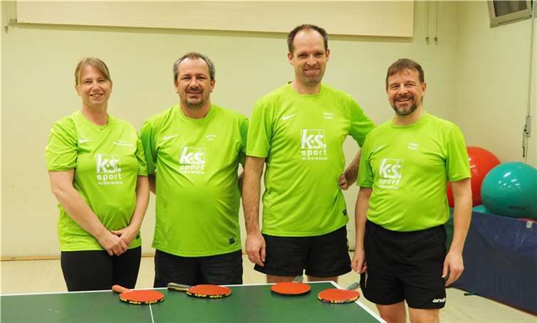 SV Urmitz II: v. li.: Kirsten Grandmontagne, Michael Rech, Michael Geider und Holger Kracht. privat