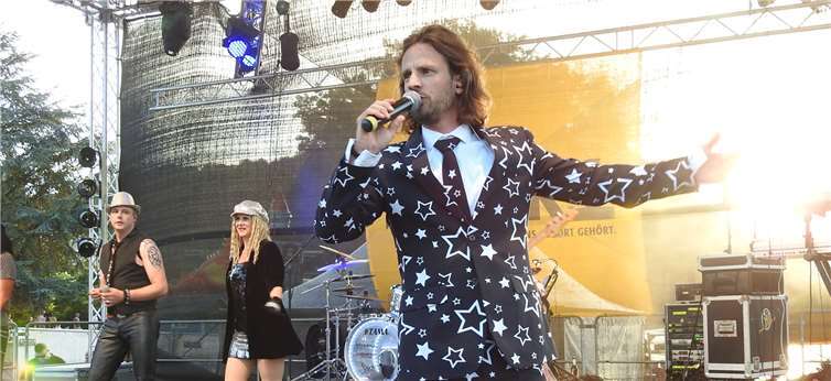 SWR1-Moderator Eddie Tornado (Mitte) führte Samstagabend durch das Programm.