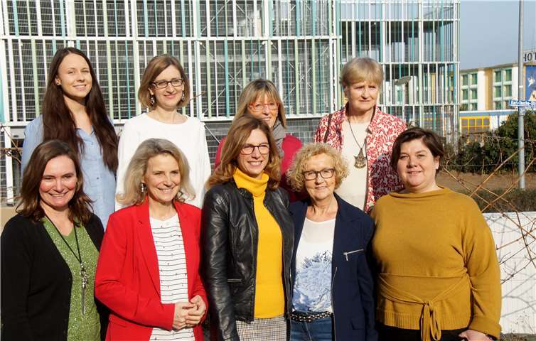 Sabine Bätzing-Lichtenthäler (Mitte) sprach beim Neujahrsempfang der ASF.Quelle: ASF