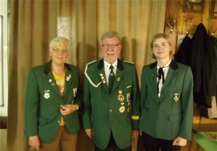 Sabine Flissikowski, Horst Gierenstein und Colette Fröhlich.Privat