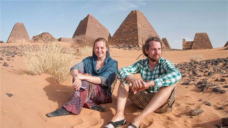Sabine Hoppe und Thomas Rahn im Sudan. Copyright: Sabine Hoppe