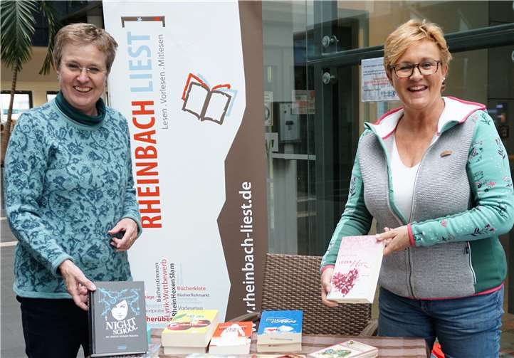 Sabine Post und Karin Gehlen-Düring beim Sammeln in der Raiffeisenpassage.Foto: privat