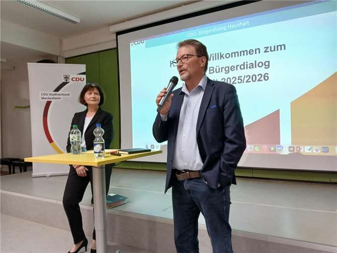 Sabrina Gutsche und Rainer Friedrich moderierten die Veranstaltung zum Thema Haushalt.  Foto: privat