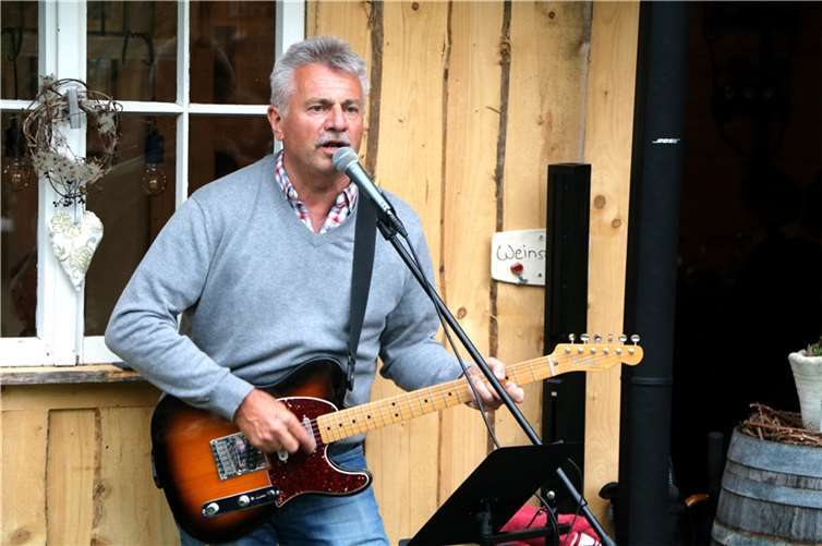 Sänger und Gitarrist Jürgen Schick. Foto: privat