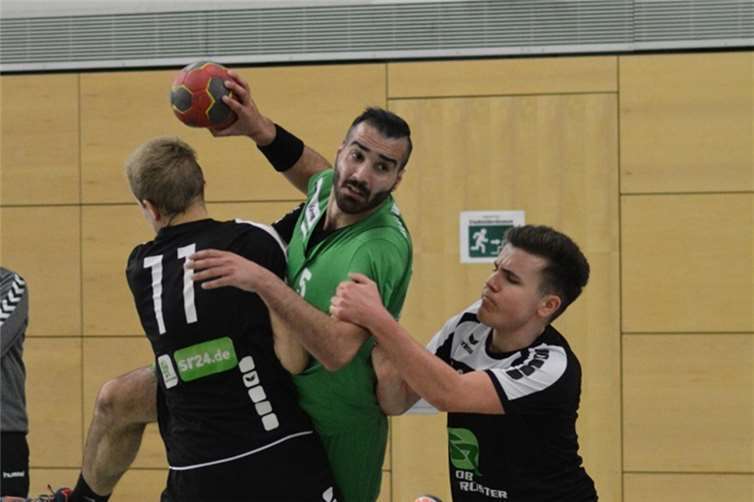 Salar Issa elegant beim Wurf. Anke Bous