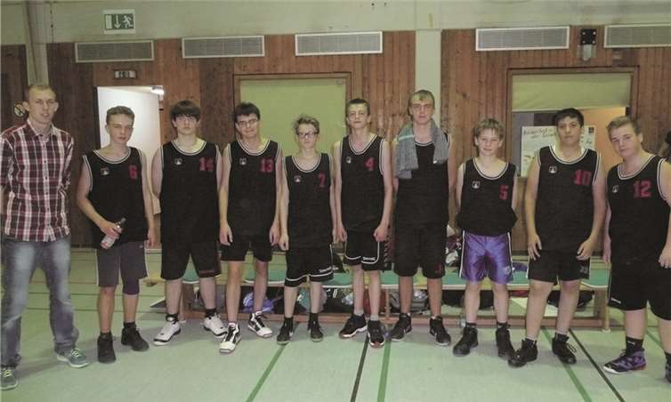 Samed B. Aydin (10), Jonas Buch (9), Antoine Chaumont (14), Jonathan Kador (4), Paul Kucharski (6), Felix Kurtenbach (5), Steffen Rechner (12), Daniel Savenko (7), Jan Willms (13). privat