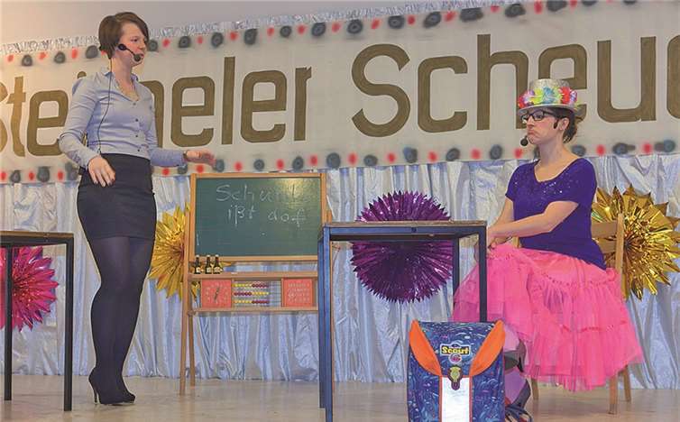 Sandra im Unterricht. -WT-