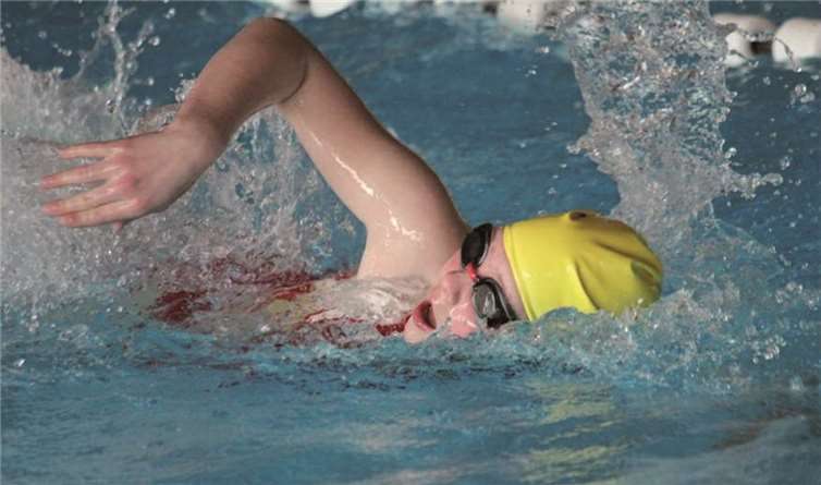 Sarah G. startete in der Altersklasse 13/14.