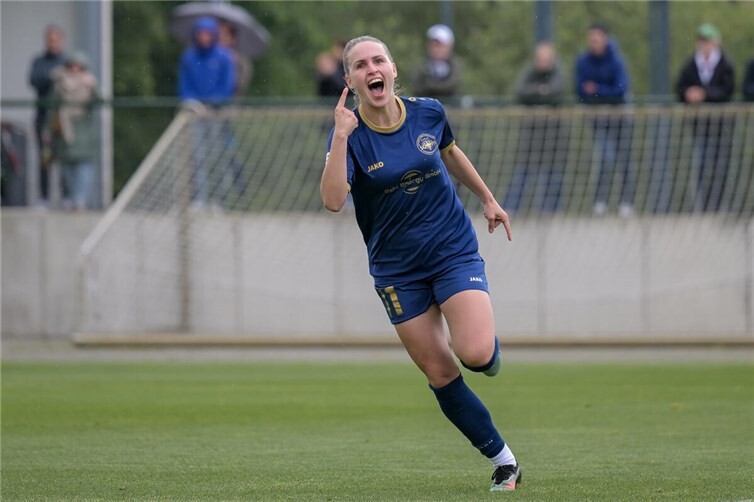 Sarah Klyta erzielte kurz nach ihrer Einwechslung den Treffer zum 5:4-Endstand für die SG 99 Andernach.