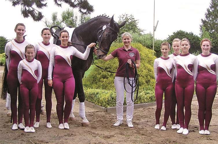 Sarah Schneider, Tina Ower, Vanessa Zapp, Anita Kabierschke, „Cloony“, Silke Theisen, Hannah Vogt, Johanna Wasl, Anna Peters, Leonie Winn.privat