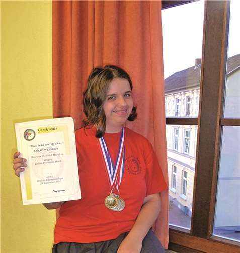 Sarah Weinreis freut sich sehr über ihren großen Erfolg bei den britischen Meisterschaften. privat
