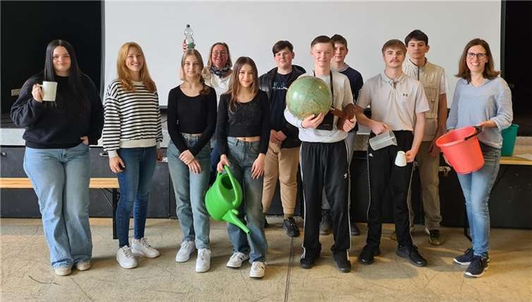 „Sauberes Wasser - ein Menschenrecht“ - diesen Workshop besuchte die Klasse 8d der Geschwister-Scholl-Realschule plus im Rahmen der Zukunftswoche im Jugendzentrum Andernach. Fotos: privat