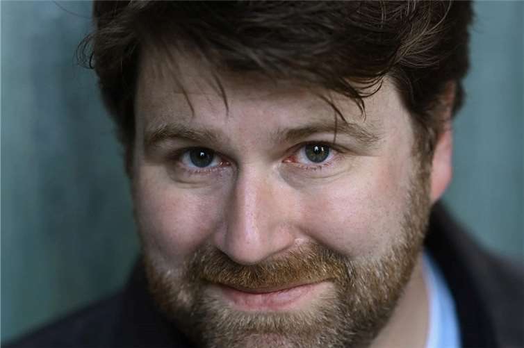 Schauspieler Thorsten Hamer steht bei den Burgfestspielen in Mayen auf der Bühne.  Foto: Thorsten Hamer ©Urban Ruths