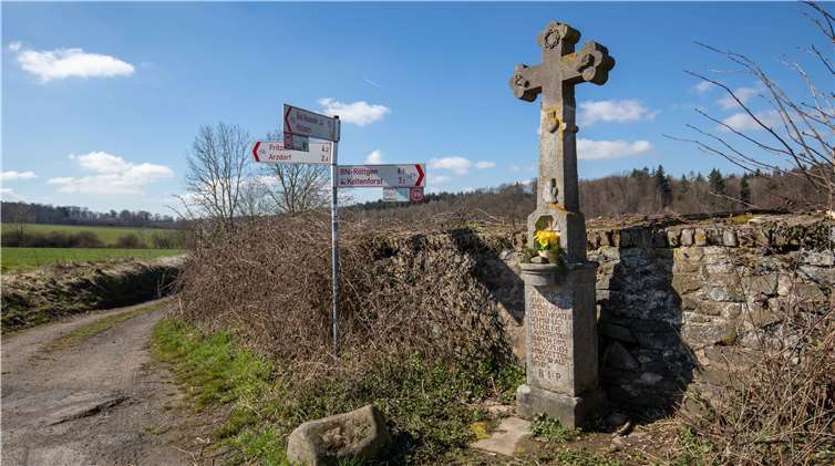 Schilder weisen Radfahrern hier auchohne GPS oder Karte den Weg.