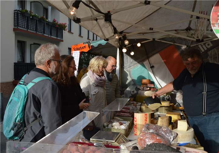 Schlemmen was das Zeug hält war beim zweiten Streetfood-Festival in Remagen wahrlich angesagt.
