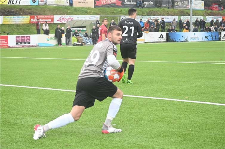Schlussmann Robin Rohr konnte die Niederlage in Bitburg auch nicht verhindern.  Foto: SK