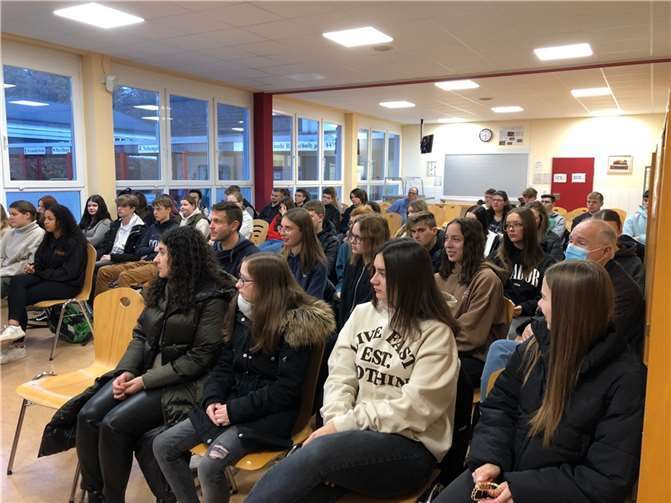 Schnell kam Fahrt in die Diskussion auf.