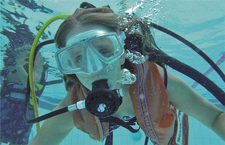Schnupperstauchen ab zehn Jahren bei den Tauchsportfreunden.privat