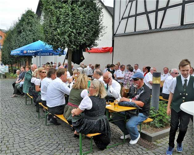Schönstes Wetter beim Schützenfest
