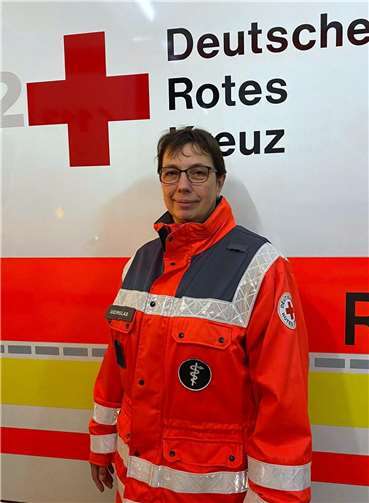 Schon als Baby war Andrea Lass bei Einsätzen des DRK dabei, heute ist sie Vorsitzende des Ortsvereins Sinzig und schätzt insbesondere den Zusammenhalt innerhalb des Roten Kreuzes.  Foto: Michael Lass