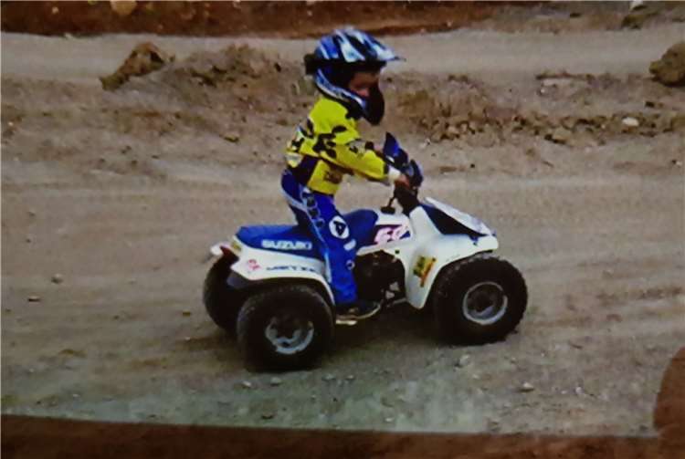 Schon als Dreijährige war MariesBegeisterung für das Quadfahren entfacht.