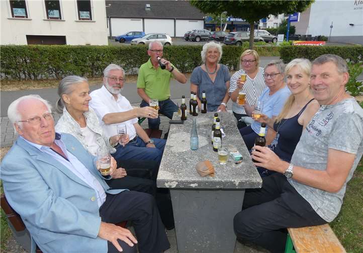 Schon am Nachmittag ließen es sich die Sehler bei ihren agilen Brandschützern munden.